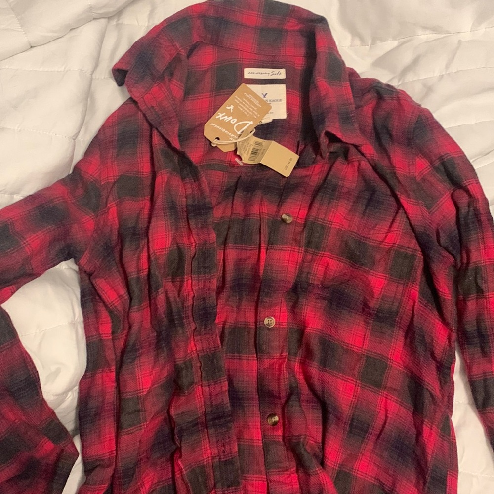 AE pink/grey button down
